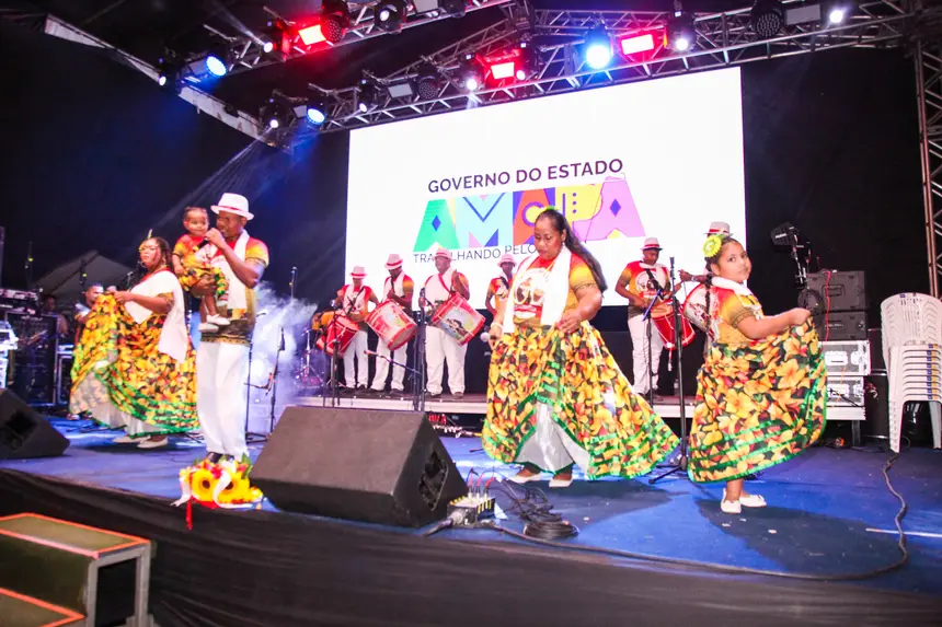  <div class='credito_fotos'>Foto: Gabriel Penha/Fundação Marabaixo   |   <a href='/midias/2025/originais/20251126094636-GF00016724-F00210712.webp' download><i class='fa-solid fa-download'></i> Download</a></div>