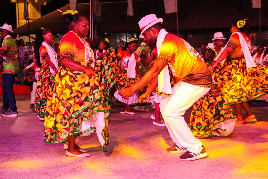  <div class='credito_fotos'>Foto: Gabriel Penha/Fundação Marabaixo   |   <a href='/midias/2025/originais/20251126094641-GF00016724-F00210716.webp' download><i class='fa-solid fa-download'></i> Download</a></div>