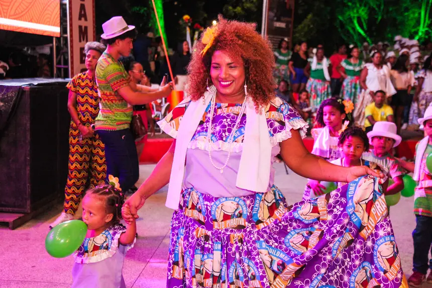  <div class='credito_fotos'>Foto: Gabriel Penha/Fundação Marabaixo   |   <a href='/midias/2025/originais/20251126094648-GF00016724-F00210722.webp' download><i class='fa-solid fa-download'></i> Download</a></div>