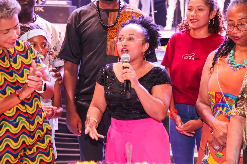  <div class='credito_fotos'>Foto: Gabriel Penha/Fundação Marabaixo   |   <a href='/midias/2025/originais/20251126094659-GF00016724-F00210730.webp' download><i class='fa-solid fa-download'></i> Download</a></div>