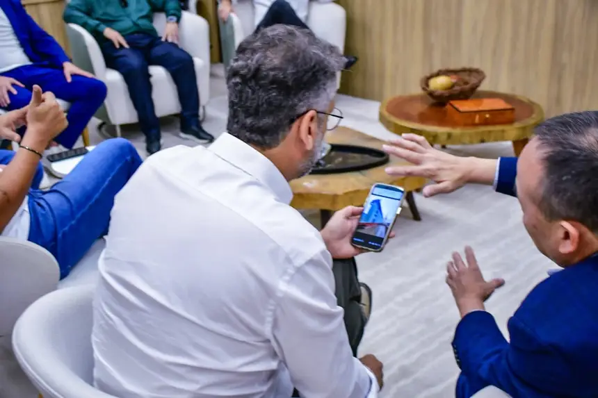  <div class='credito_fotos'>Foto: Max Renê/GEA &nbsp;&nbsp;|&nbsp;&nbsp; <a href='/midias/2025/originais/20251127140809-GF00016738-F00211095.webp' download><i class='fa-solid fa-download'></i> Download</a></div>