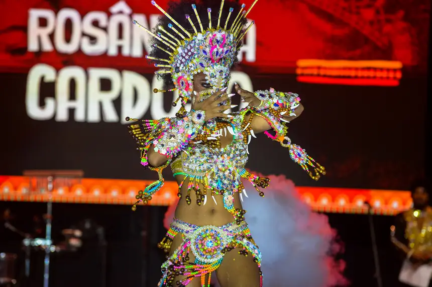  <div class='credito_fotos'>Foto: Gabriel Penha/Fundação Marabaixo   |   <a href='/midias/2025/originais/20251128150642-GF00016739-F00211209.webp' download><i class='fa-solid fa-download'></i> Download</a></div>