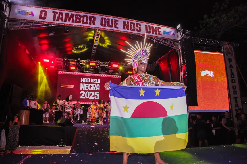  <div class='credito_fotos'>Foto: Gabriel Penha/Fundação Marabaixo   |   <a href='/midias/2025/originais/20251128150741-GF00016739-F00211255.webp' download><i class='fa-solid fa-download'></i> Download</a></div>