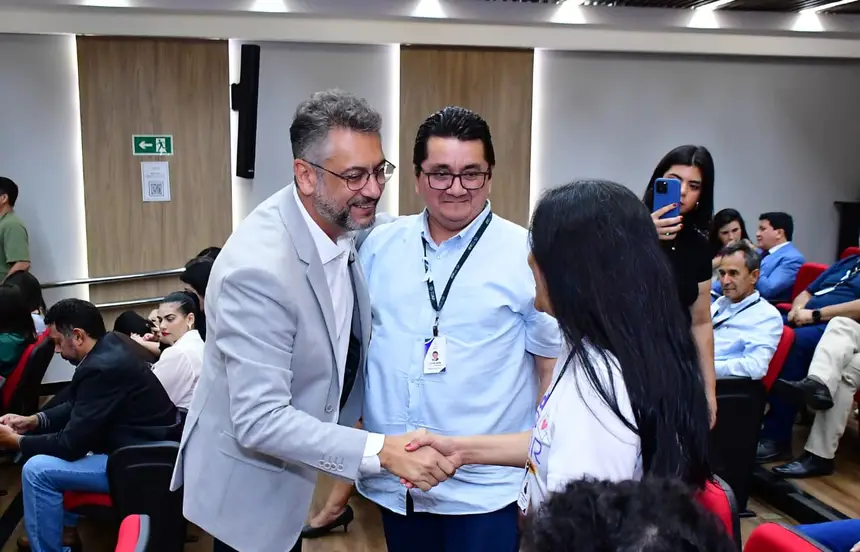  <div class='credito_fotos'>Foto: Max Renê/GEA   |   <a href='/midias/2025/originais/20251128152546-GF00016740-F00211280.webp' download><i class='fa-solid fa-download'></i> Download</a></div>