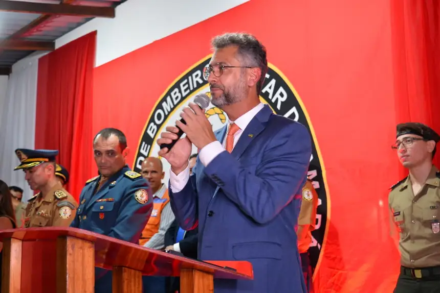  <div class='credito_fotos'>Foto: Maksuel Martins/GEA   |   <a href='/midias/2025/originais/20251201082800-GF00016742-F00211307.webp' download><i class='fa-solid fa-download'></i> Download</a></div>