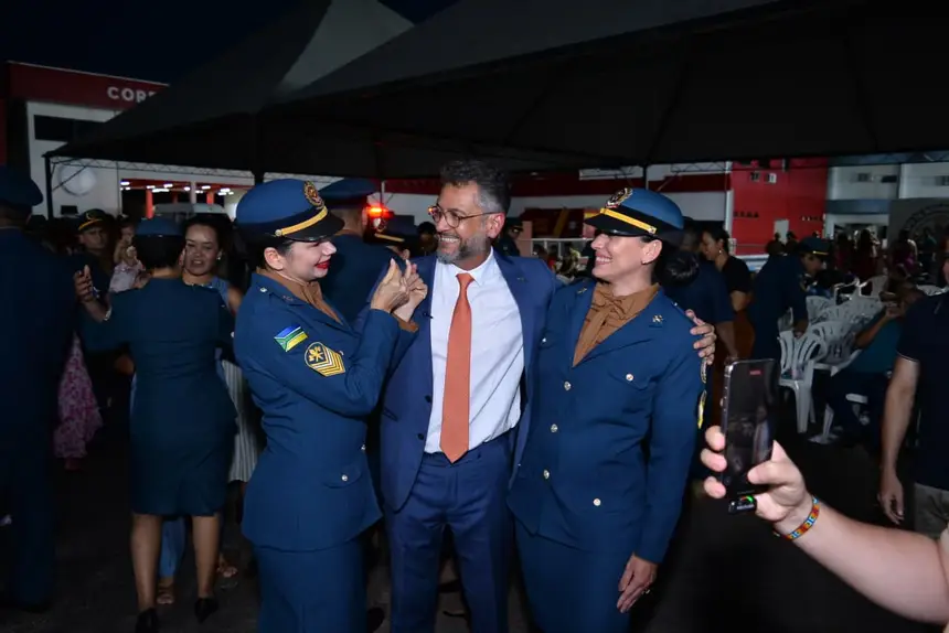  <div class='credito_fotos'>Foto: Maksuel Martins/GEA   |   <a href='/midias/2025/originais/20251201082834-GF00016742-F00211341.webp' download><i class='fa-solid fa-download'></i> Download</a></div>