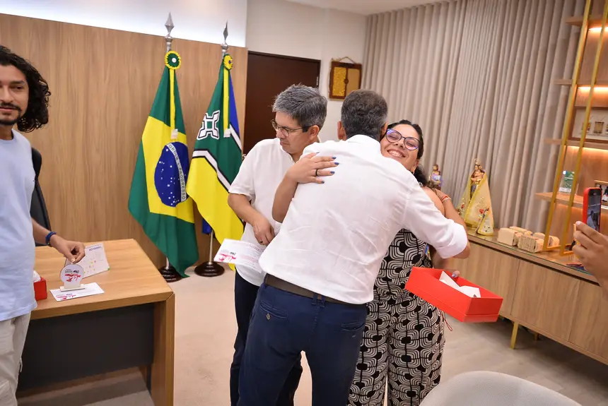  <div class='credito_fotos'>Foto: Maksuel Martins/GEA   |   <a href='/midias/2025/originais/20251201083020-GF00016743-F00211350.webp' download><i class='fa-solid fa-download'></i> Download</a></div>