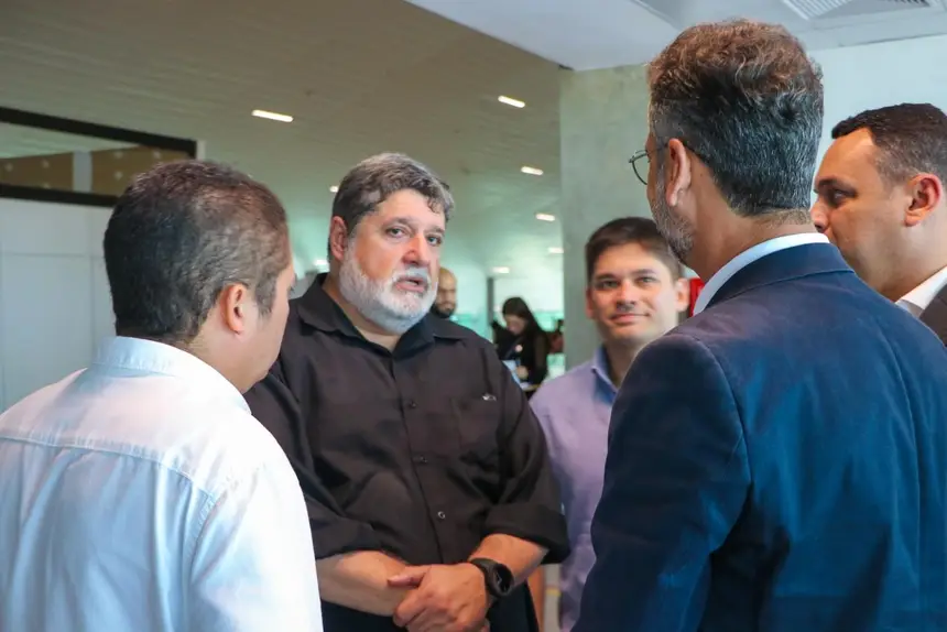  <div class='credito_fotos'>Foto: Ruan Alves / GEA   |   <a href='/midias/2025/originais/20251201160932-GF00016747-F00211415.webp' download><i class='fa-solid fa-download'></i> Download</a></div>