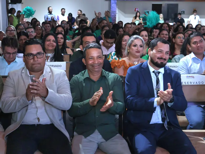  <div class='credito_fotos'>Foto: Jorge Júnior/GEA &nbsp;&nbsp;|&nbsp;&nbsp; <a href='/midias/2025/originais/20251203075433-GF00016748-F00211442.webp' download><i class='fa-solid fa-download'></i> Download</a></div>