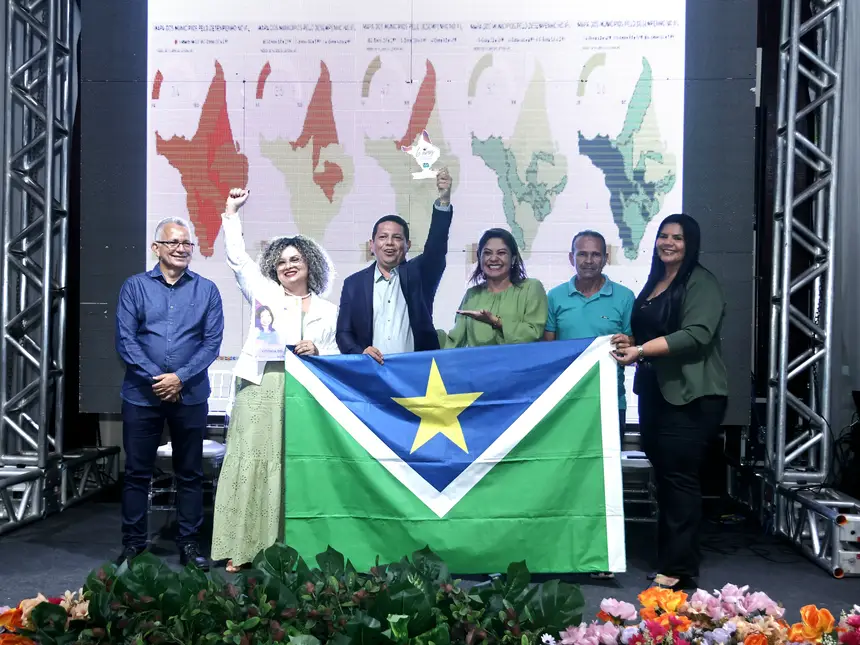  <div class='credito_fotos'>Foto: Jorge Júnior/GEA &nbsp;&nbsp;|&nbsp;&nbsp; <a href='/midias/2025/originais/20251203075505-GF00016748-F00211461.webp' download><i class='fa-solid fa-download'></i> Download</a></div>