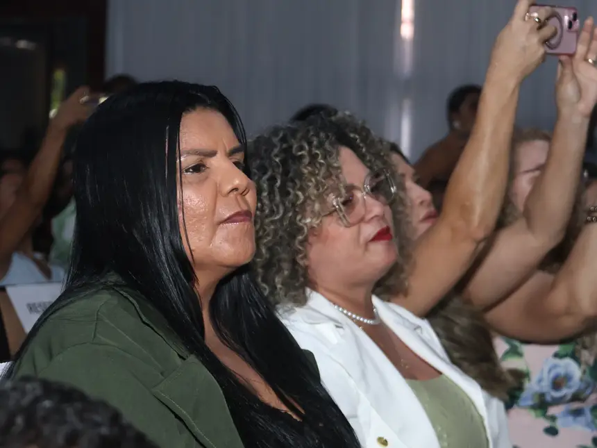  <div class='credito_fotos'>Foto: Jorge Júnior/GEA &nbsp;&nbsp;|&nbsp;&nbsp; <a href='/midias/2025/originais/20251203075532-GF00016748-F00211477.webp' download><i class='fa-solid fa-download'></i> Download</a></div>