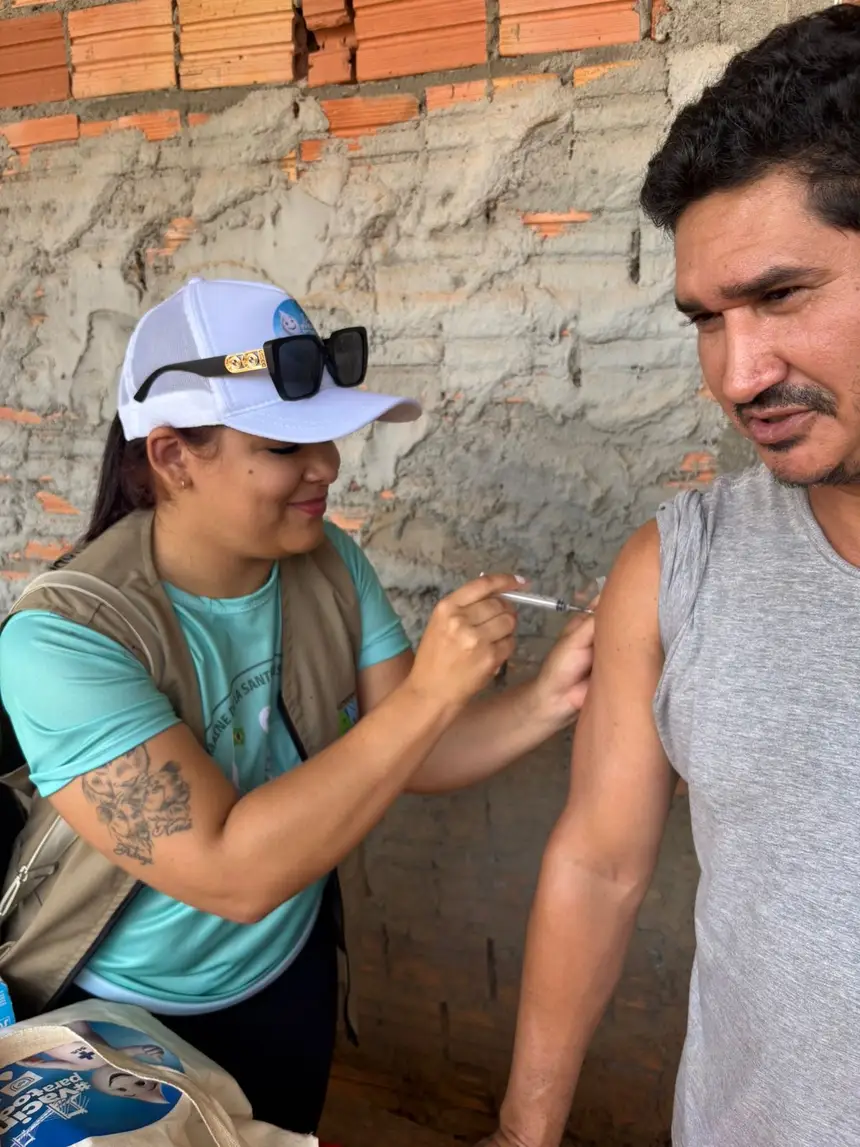 Atendimento de vacinação reforça a proteção da população de Oiapoque. 