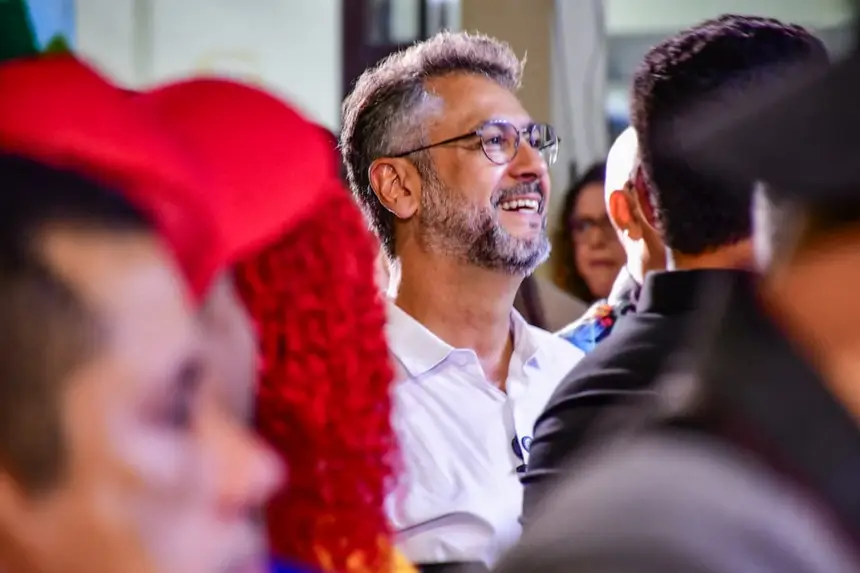  <div class='credito_fotos'>Foto: Max Renê/GEA   |   <a href='/midias/2025/originais/20251205115958-GF00016753-F00211604.webp' download><i class='fa-solid fa-download'></i> Download</a></div>