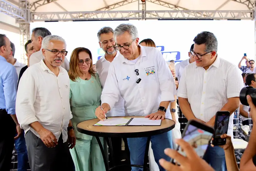  <div class='credito_fotos'>Foto: Vinicius Rodrigues - Agência Grito    |   <a href='/midias/2025/originais/20251205123005-GF00016754-F00211624.webp' download><i class='fa-solid fa-download'></i> Download</a></div>