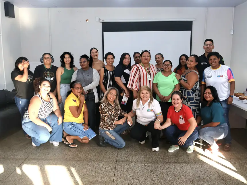 Grupo de participantes da oficina no programa Mulheres mais Qualificadas 