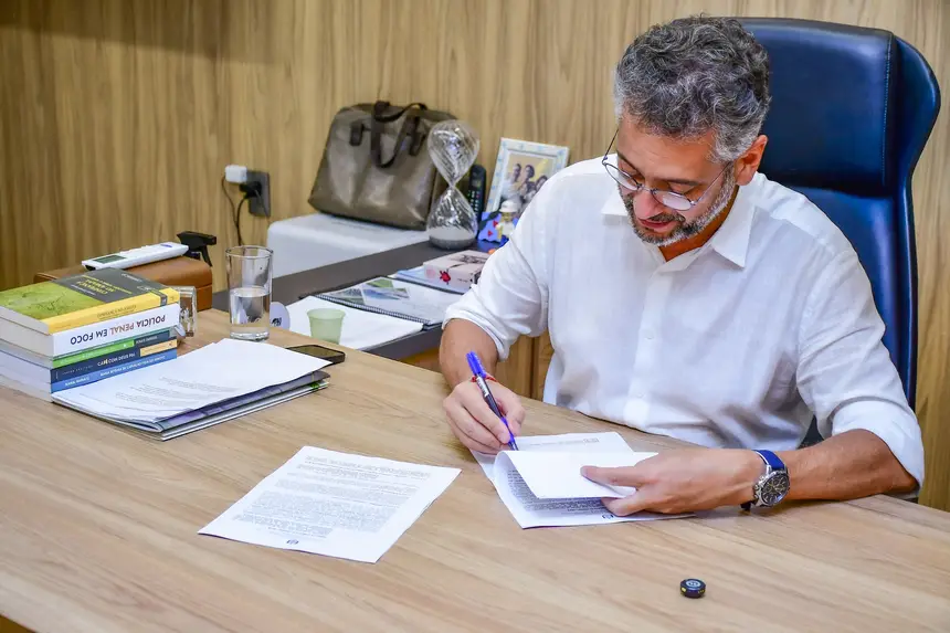  <div class='credito_fotos'>Foto: Max Renê/GEA   |   <a href='/midias/2025/originais/20251209090035-GF00016755-F00211654.webp' download><i class='fa-solid fa-download'></i> Download</a></div>