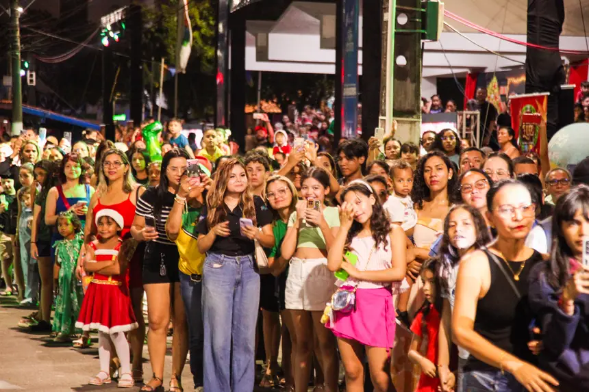  <div class='credito_fotos'>Foto: Gabriel Penha/Fundação Marabaixo   |   <a href='/midias/2025/originais/20251209092954-GF00016758-F00211735.webp' download><i class='fa-solid fa-download'></i> Download</a></div>