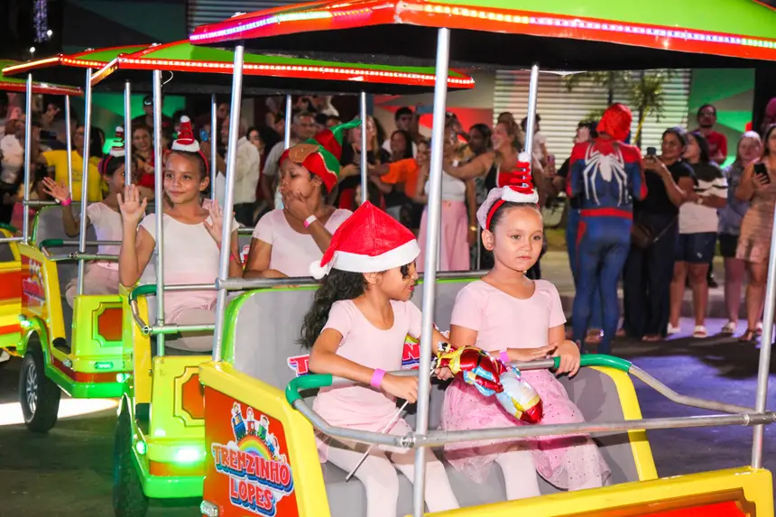  <div class='credito_fotos'>Foto: Gabriel Penha/Fundação Marabaixo   |   <a href='/midias/2025/originais/20251209093039-GF00016758-F00211771.webp' download><i class='fa-solid fa-download'></i> Download</a></div>