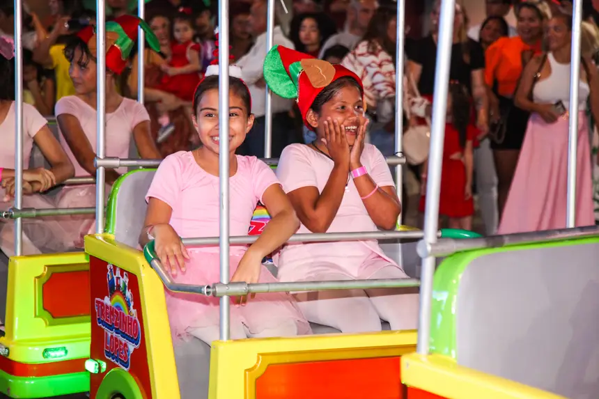  <div class='credito_fotos'>Foto: Gabriel Penha/Fundação Marabaixo   |   <a href='/midias/2025/originais/20251209093040-GF00016758-F00211772.webp' download><i class='fa-solid fa-download'></i> Download</a></div>