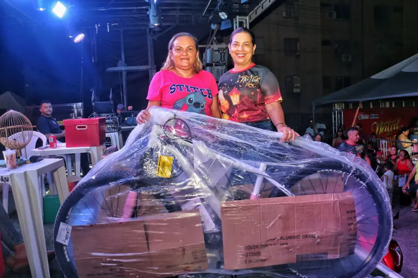 Uma bicicleta zero KM, foi sorteada 