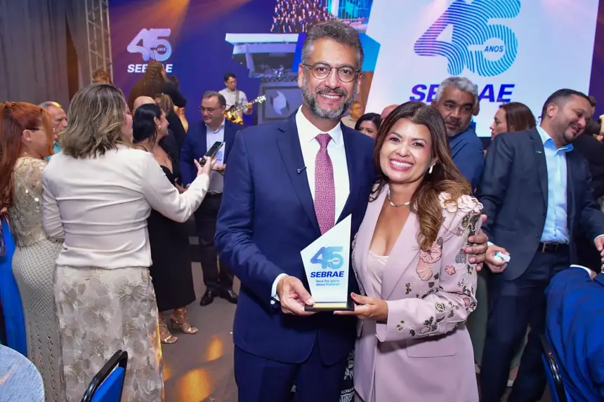  <div class='credito_fotos'>Foto: Max Renê/GEA &nbsp;&nbsp;|&nbsp;&nbsp; <a href='/midias/2025/originais/20251226121844-GF00016764-F00211971.webp' download><i class='fa-solid fa-download'></i> Download</a></div>