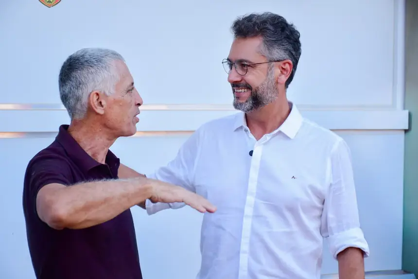  <div class='credito_fotos'>Foto: Max Renê/GEA &nbsp;&nbsp;|&nbsp;&nbsp; <a href='/midias/2025/originais/20251226122536-GF00016765-F00212021.webp' download><i class='fa-solid fa-download'></i> Download</a></div>