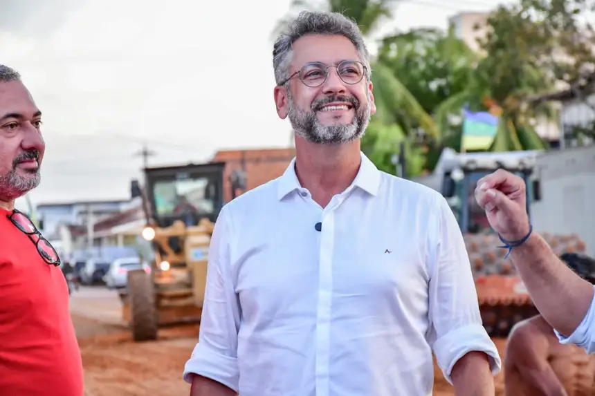  <div class='credito_fotos'>Foto: Max Renê/GEA &nbsp;&nbsp;|&nbsp;&nbsp; <a href='/midias/2025/originais/20251226122544-GF00016765-F00212028.webp' download><i class='fa-solid fa-download'></i> Download</a></div>