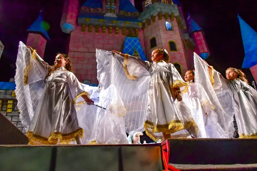  <div class='credito_fotos'>Foto: Max Renê/GEA &nbsp;&nbsp;|&nbsp;&nbsp; <a href='/midias/2025/originais/20251226123013-GF00016766-F00212058.webp' download><i class='fa-solid fa-download'></i> Download</a></div>