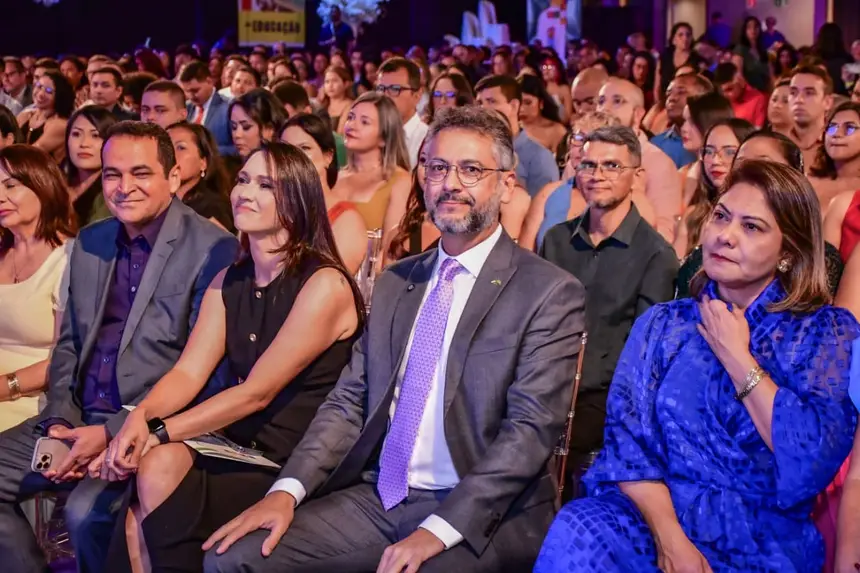  <div class='credito_fotos'>Foto: Max Renê/GEA &nbsp;&nbsp;|&nbsp;&nbsp; <a href='/midias/2025/originais/20251226123451-GF00016767-F00212120.webp' download><i class='fa-solid fa-download'></i> Download</a></div>