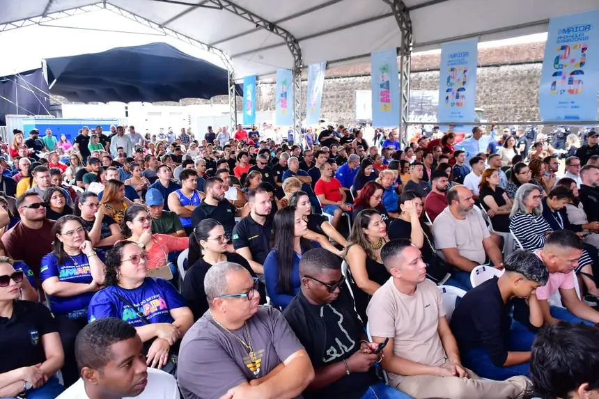  <div class='credito_fotos'>Foto: Max Renê/GEA &nbsp;&nbsp;|&nbsp;&nbsp; <a href='/midias/2025/originais/20251226124939-GF00016770-F00212188.webp' download><i class='fa-solid fa-download'></i> Download</a></div>