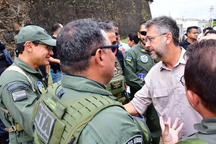  <div class='credito_fotos'>Foto: Max Renê/GEA &nbsp;&nbsp;|&nbsp;&nbsp; <a href='/midias/2025/originais/20251226124944-GF00016770-F00212192.webp' download><i class='fa-solid fa-download'></i> Download</a></div>