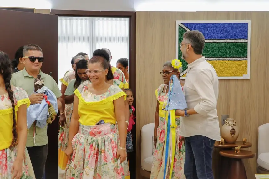  <div class='credito_fotos'>Foto: Ruan Alves / GEA &nbsp;&nbsp;|&nbsp;&nbsp; <a href='/midias/2025/originais/20251226132319-GF00016773-F00212254.webp' download><i class='fa-solid fa-download'></i> Download</a></div>