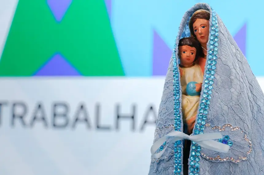  <div class='credito_fotos'>Foto: Ruan Alves / GEA &nbsp;&nbsp;|&nbsp;&nbsp; <a href='/midias/2025/originais/20251226132331-GF00016773-F00212264.webp' download><i class='fa-solid fa-download'></i> Download</a></div>