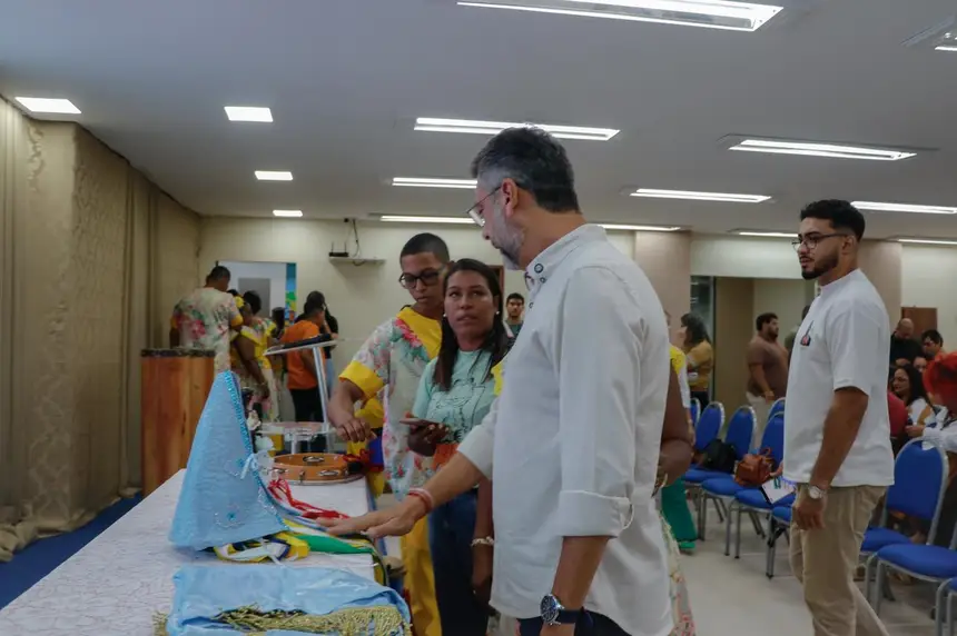  <div class='credito_fotos'>Foto: Ruan Alves / GEA &nbsp;&nbsp;|&nbsp;&nbsp; <a href='/midias/2025/originais/20251226132337-GF00016773-F00212270.webp' download><i class='fa-solid fa-download'></i> Download</a></div>