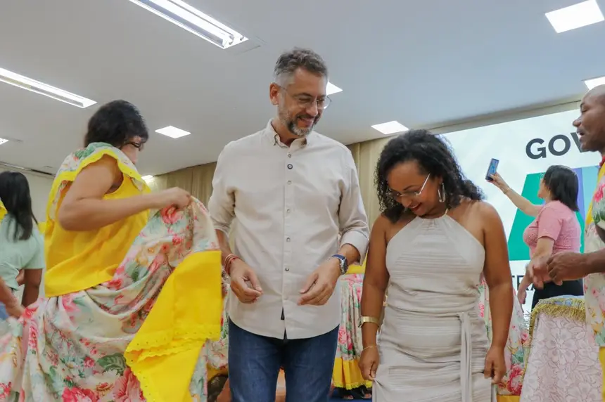  <div class='credito_fotos'>Foto: Ruan Alves / GEA &nbsp;&nbsp;|&nbsp;&nbsp; <a href='/midias/2025/originais/20251226132404-GF00016773-F00212295.webp' download><i class='fa-solid fa-download'></i> Download</a></div>