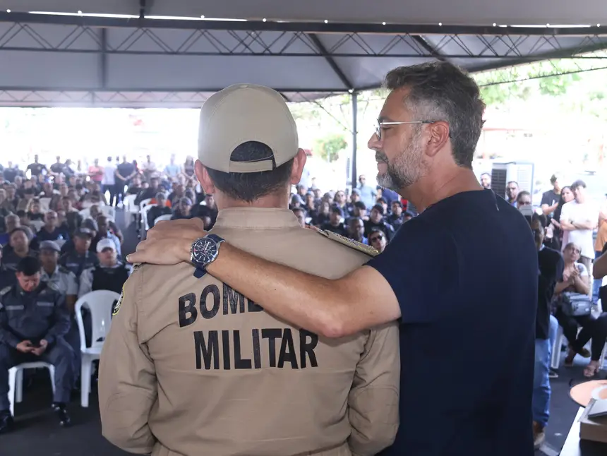  <div class='credito_fotos'>Foto: Jorge Júnior/GEA &nbsp;&nbsp;|&nbsp;&nbsp; <a href='/midias/2025/originais/20251226145930-GF00016780-F00212486.webp' download><i class='fa-solid fa-download'></i> Download</a></div>