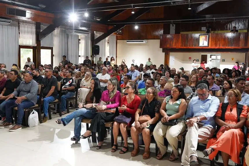  <div class='credito_fotos'>Foto: Lidiane Lima/GEA &nbsp;&nbsp;|&nbsp;&nbsp; <a href='/midias/2025/originais/20251226170515-GF00016802-F00213032.webp' download><i class='fa-solid fa-download'></i> Download</a></div>