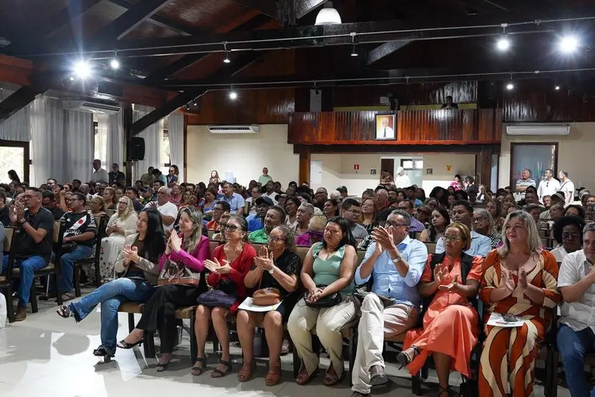  <div class='credito_fotos'>Foto: Lidiane Lima/GEA &nbsp;&nbsp;|&nbsp;&nbsp; <a href='/midias/2025/originais/20251226170526-GF00016802-F00213043.webp' download><i class='fa-solid fa-download'></i> Download</a></div>