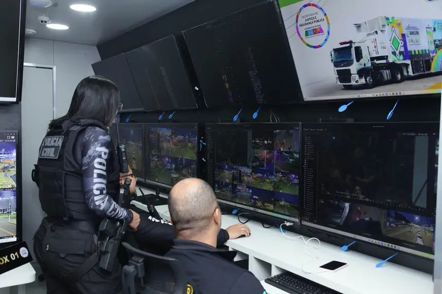  <div class='credito_fotos'>Foto: Ladson Mira / Secom Gea &nbsp;&nbsp;|&nbsp;&nbsp; <a href='/midias/2025/originais/20251227215029-GF00016810-F00213217.webp' download><i class='fa-solid fa-download'></i> Download</a></div>