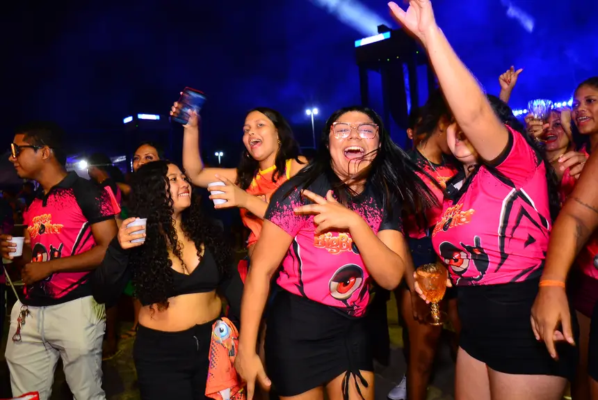  <div class='credito_fotos'>Foto: Maksuel Martins/GEA &nbsp;&nbsp;|&nbsp;&nbsp; <a href='/midias/2025/originais/20251227230514-GF00016811-F00213255.webp' download><i class='fa-solid fa-download'></i> Download</a></div>