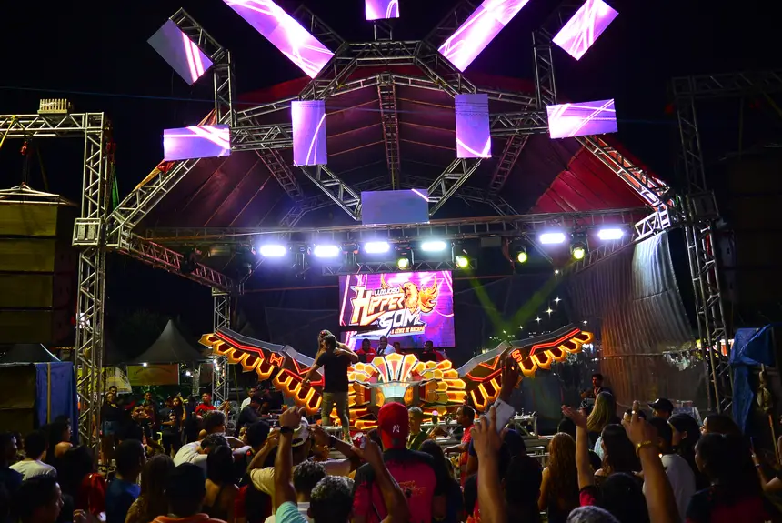  <div class='credito_fotos'>Foto: Maksuel Martins/GEA &nbsp;&nbsp;|&nbsp;&nbsp; <a href='/midias/2025/originais/20251228003409-GF00016813-F00213303.webp' download><i class='fa-solid fa-download'></i> Download</a></div>