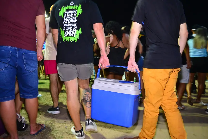  <div class='credito_fotos'>Foto: Maksuel Martins/GEA &nbsp;&nbsp;|&nbsp;&nbsp; <a href='/midias/2025/originais/20251228003420-GF00016813-F00213310.webp' download><i class='fa-solid fa-download'></i> Download</a></div>