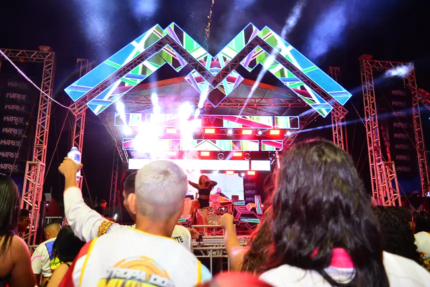  <div class='credito_fotos'>Foto: Maksuel Martins/GEA &nbsp;&nbsp;|&nbsp;&nbsp; <a href='/midias/2025/originais/20251228004059-GF00016812-F00213321.webp' download><i class='fa-solid fa-download'></i> Download</a></div>