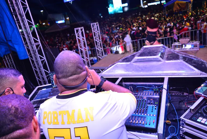  <div class='credito_fotos'>Foto: Maksuel Martins/GEA &nbsp;&nbsp;|&nbsp;&nbsp; <a href='/midias/2025/originais/20251228004105-GF00016812-F00213325.webp' download><i class='fa-solid fa-download'></i> Download</a></div>