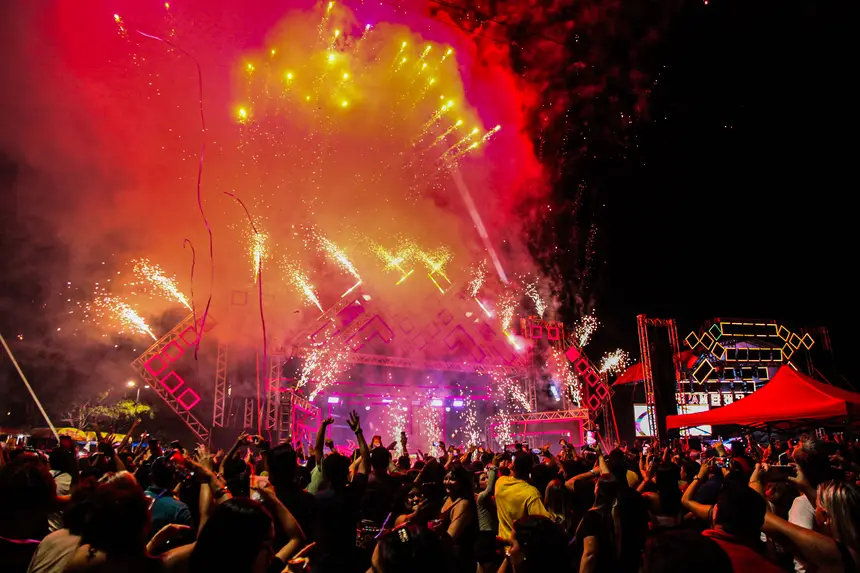  <div class='credito_fotos'>Foto: Gabriel Penha/Fundação Marabaixo &nbsp;&nbsp;|&nbsp;&nbsp; <a href='/midias/2025/originais/20251228010240-GF00016814-F00213340.webp' download><i class='fa-solid fa-download'></i> Download</a></div>