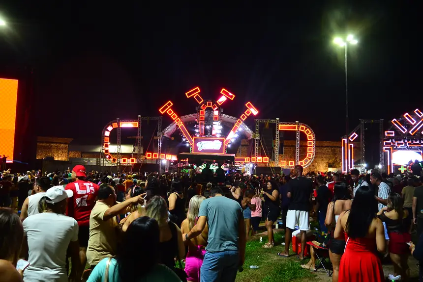  <div class='credito_fotos'>Foto: Maksuel Martins/GEA &nbsp;&nbsp;|&nbsp;&nbsp; <a href='/midias/2025/originais/20251228031017-GF00016817-F00213415.webp' download><i class='fa-solid fa-download'></i> Download</a></div>