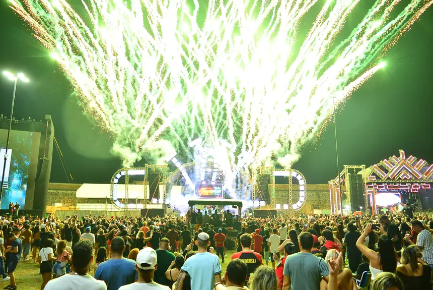  <div class='credito_fotos'>Foto: Maksuel Martins/GEA &nbsp;&nbsp;|&nbsp;&nbsp; <a href='/midias/2025/originais/20251228031025-GF00016817-F00213420.webp' download><i class='fa-solid fa-download'></i> Download</a></div>