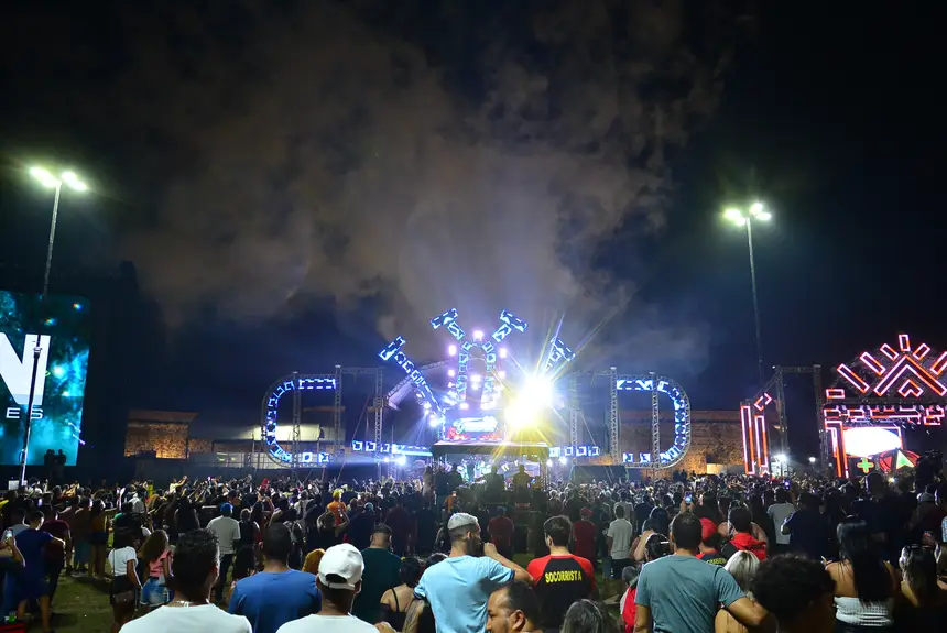  <div class='credito_fotos'>Foto: Maksuel Martins/GEA &nbsp;&nbsp;|&nbsp;&nbsp; <a href='/midias/2025/originais/20251228031029-GF00016817-F00213423.webp' download><i class='fa-solid fa-download'></i> Download</a></div>