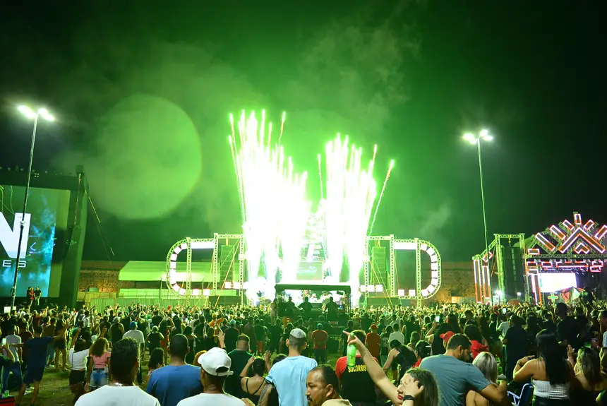  <div class='credito_fotos'>Foto: Maksuel Martins/GEA &nbsp;&nbsp;|&nbsp;&nbsp; <a href='/midias/2025/originais/20251228031032-GF00016817-F00213425.webp' download><i class='fa-solid fa-download'></i> Download</a></div>