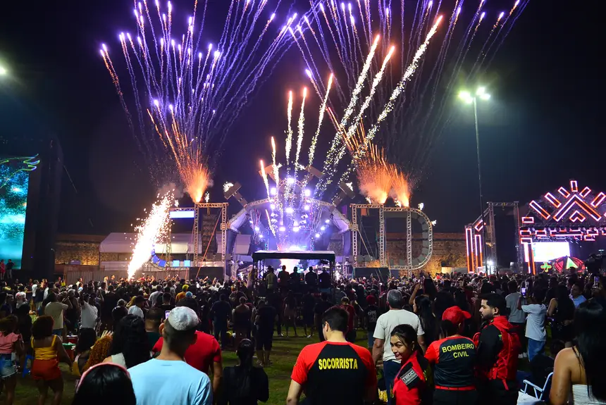  <div class='credito_fotos'>Foto: Maksuel Martins/GEA &nbsp;&nbsp;|&nbsp;&nbsp; <a href='/midias/2025/originais/20251228031046-GF00016817-F00213435.webp' download><i class='fa-solid fa-download'></i> Download</a></div>